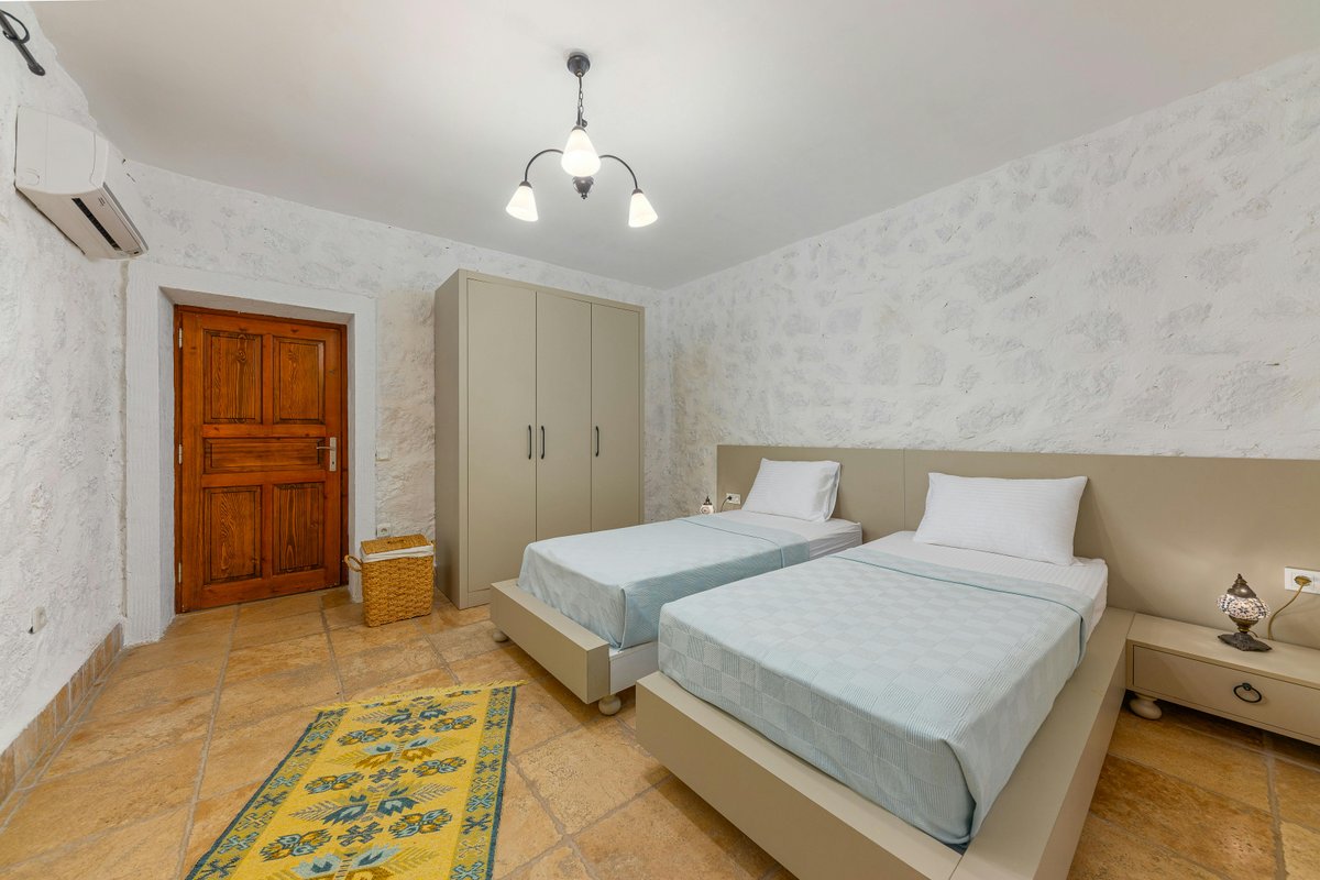 Boost Branson Rental Occupancy: Fill Booking Gaps